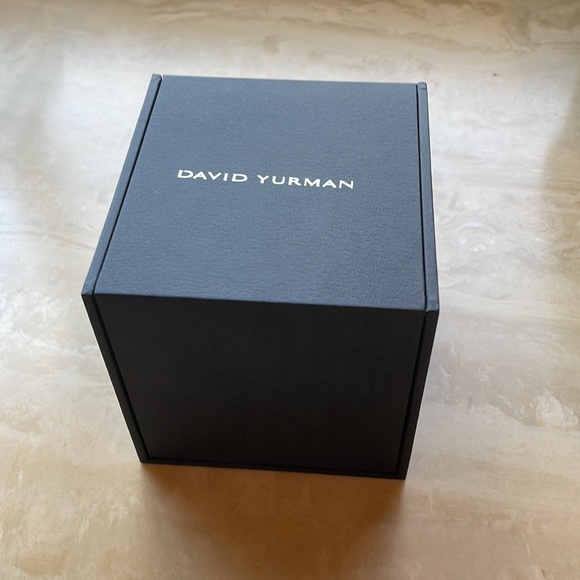 David Yurman Necklace Box with Bow - Picture 2 of 5